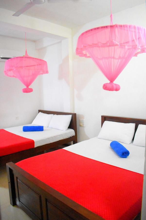 Lion Rest Hotel Anuradhapura Bagian luar foto