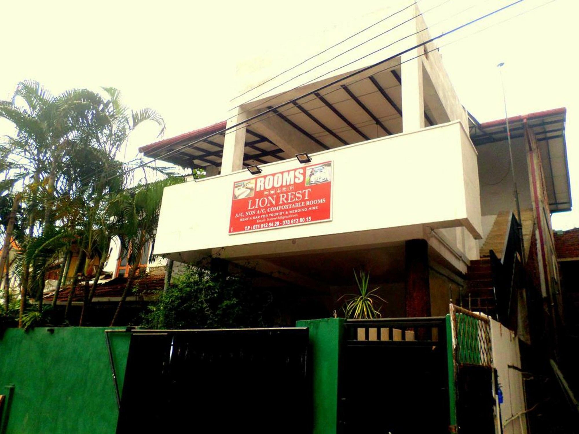 Lion Rest Hotel Anuradhapura Bagian luar foto